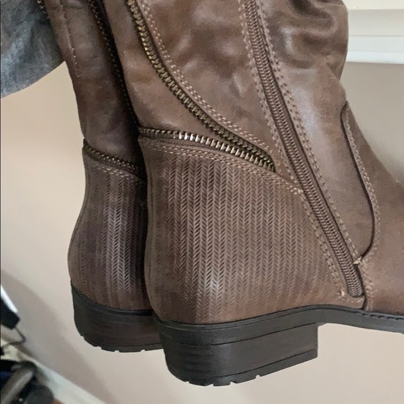 Bare Trap Yulissa Boots - Picture 9 of 11